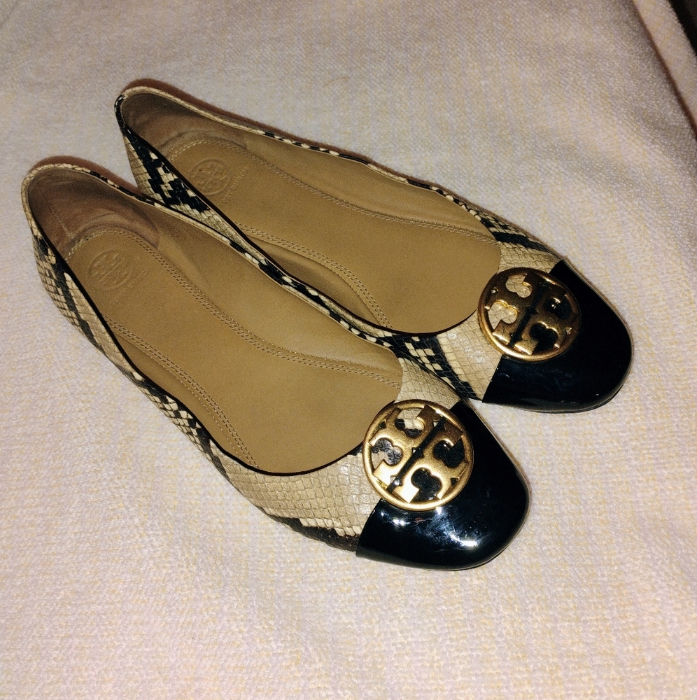 Tory Burch Beige Snake-Print Flats with Black Patent Toe and Gold Logo
